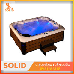 Bồn sục jacuzzi SR832A