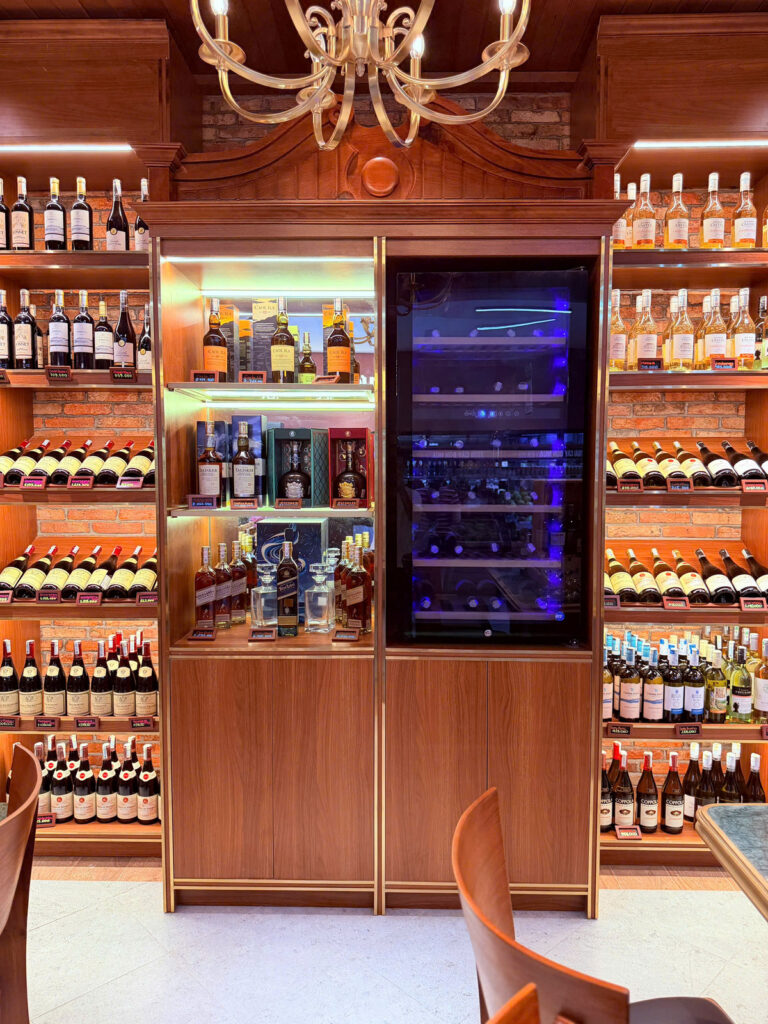 Hoàn thiện nội thất chuỗi siêu thị Mena Gourmet – CN Trần Não, TP.HCM (600m²)