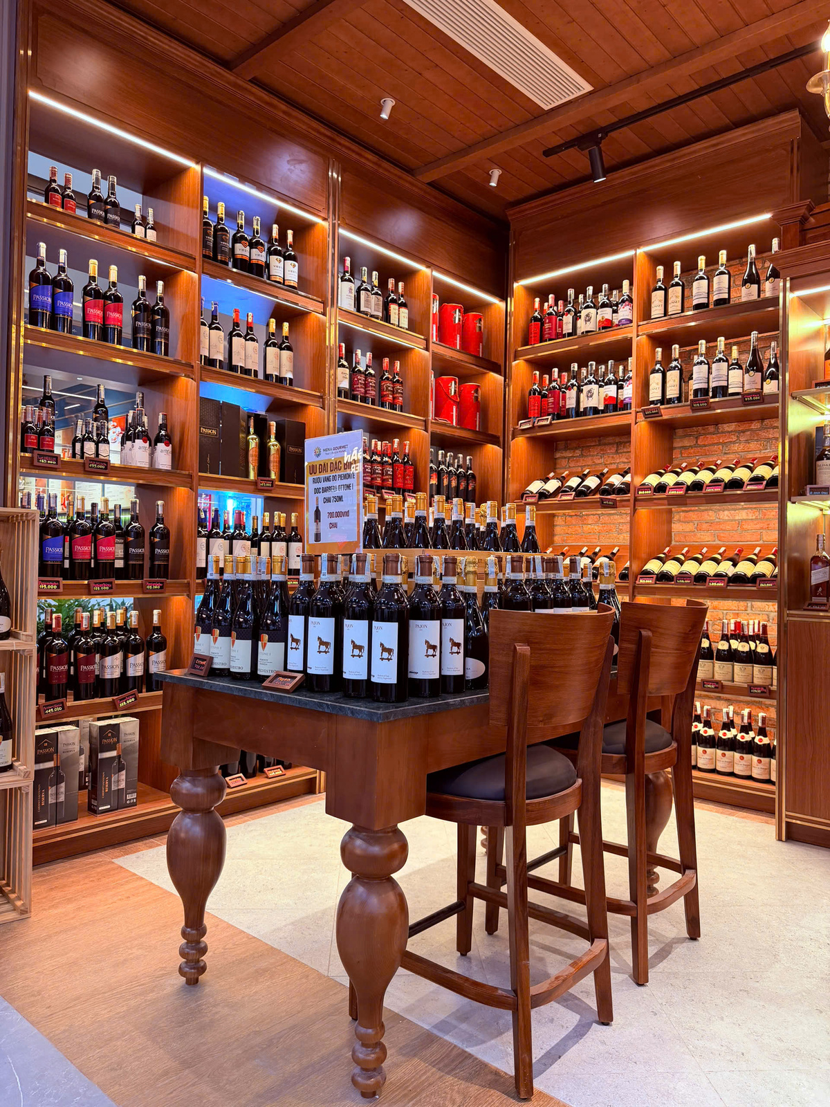 Hoàn thiện nội thất chuỗi siêu thị Mena Gourmet – CN Trần Não, TP.HCM (600m²)
