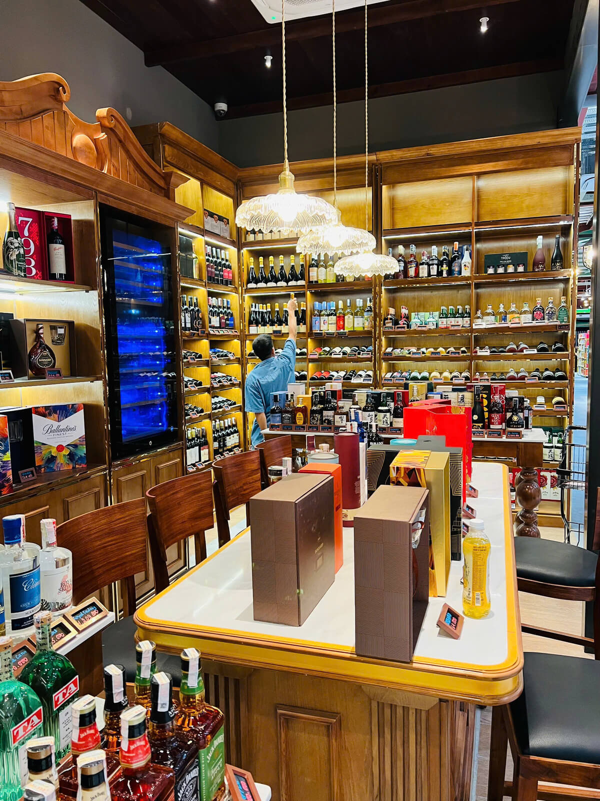 Hoàn thiện thi công siêu thị Mena Gourmet – CN Nguyễn Thị Thập, Quận 7 (1.500m²)