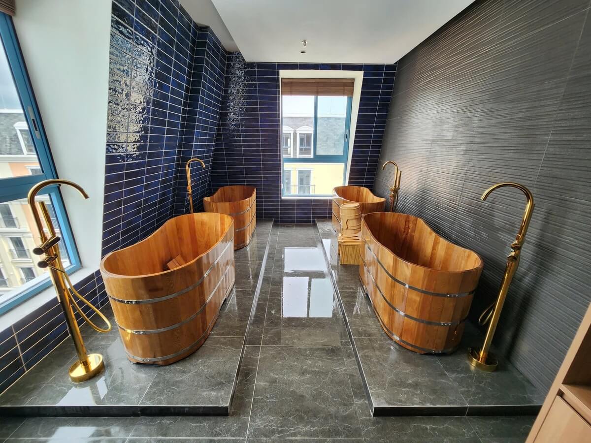 Bồn ngâm nóng